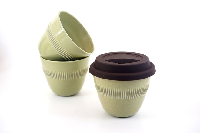 Cup TO-GO in Matcha green glazuur