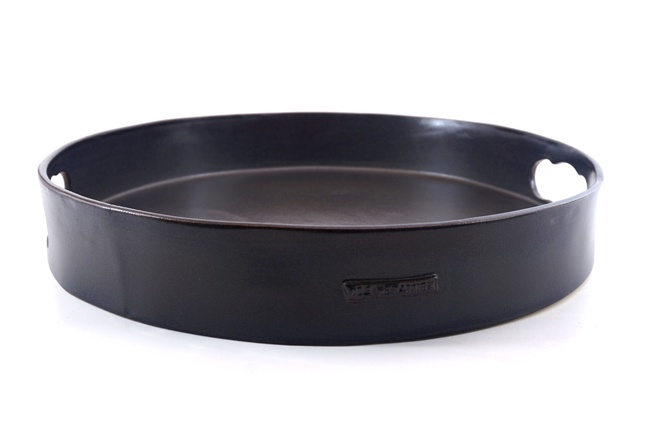 Rond dienblad met open handvatten in bosgrond glazuur