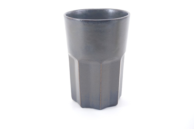015Beker kleur Bosgrond