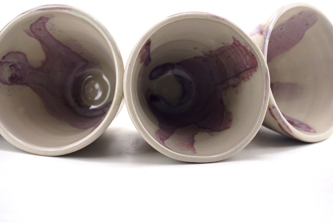Set van twee kopjes Annabel in wit en rose glazuur